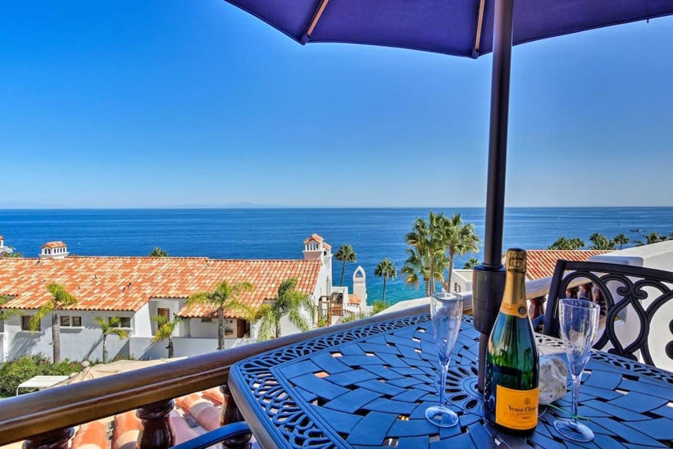 Gorgeous Oceanfront Villa With Panoramic Views Авалон Екстер'єр фото