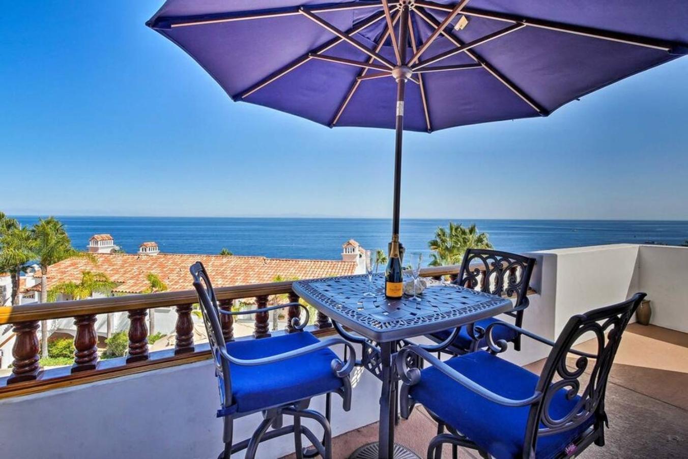 Gorgeous Oceanfront Villa With Panoramic Views Авалон Екстер'єр фото