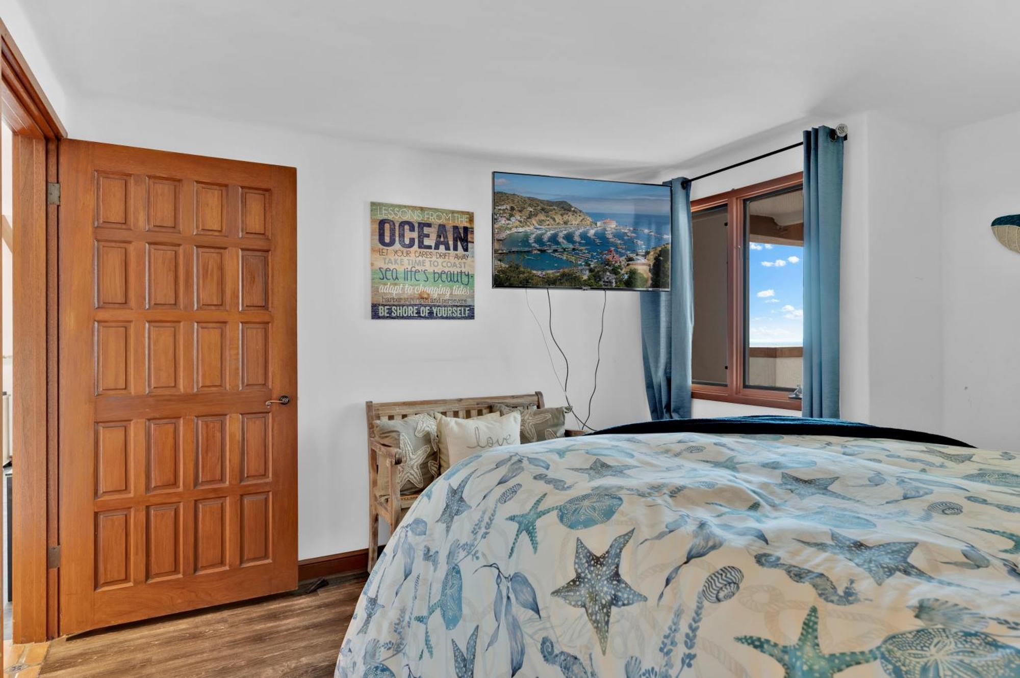 Gorgeous Oceanfront Villa With Panoramic Views Авалон Екстер'єр фото